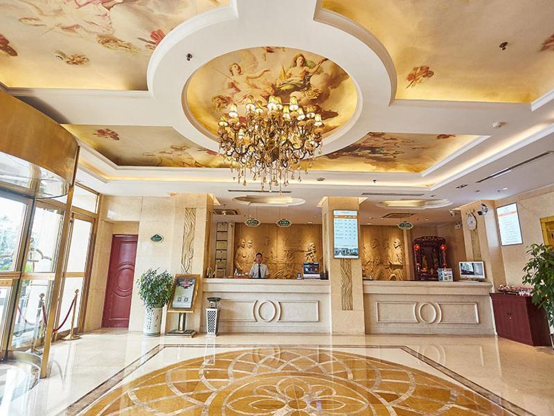 Vienna Hotel Nanyang People Road エクステリア 写真